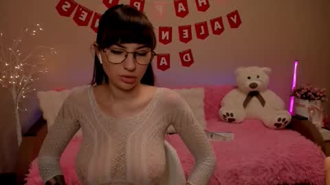 _stella_aa online show from February 16, 2026, 11:50 am