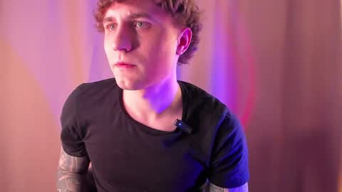 Snapshot of _stevesugar chatting on April 16, 2026, 8:04 am Steve online show from April 16, 2026, 8:04 am