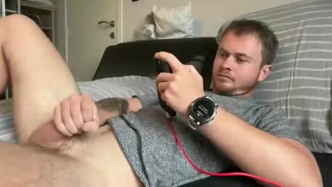 _stevie___ online show from September 25, 2025, 12:20 pm