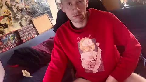 Snapshot of _svenerd_____ chatting on March 28, 2026, 10:37 am _svenerd_____ online show from March 28, 2026, 10:37 am