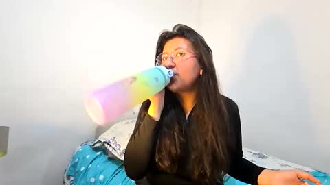 _sweet_melodyy online show from March 8, 2026, 2:37 am