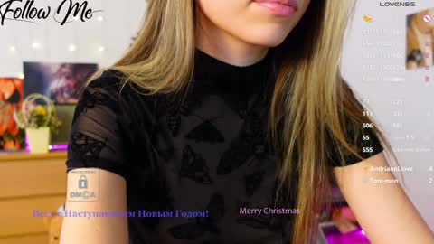 Snapshot of _sweetcams_ chatting on December 27, 2024, 9:28 am Dasha  online show from December 27, 2024, 9:28 am