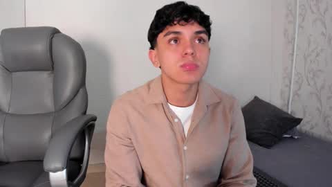 _taylorblack online show from March 26, 2026, 11:27 am