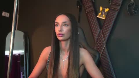 Snapshot of _tiffany_west chatting on June 11, 2026, 5:05 am _tiffany_west online show from June 11, 2026, 5:05 am
