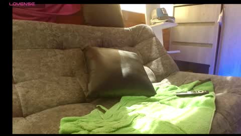 Snapshot of _tinyrousse_ chatting on February 28, 2026, 7:26 pm Rousse online show from February 28, 2026, 7:26 pm