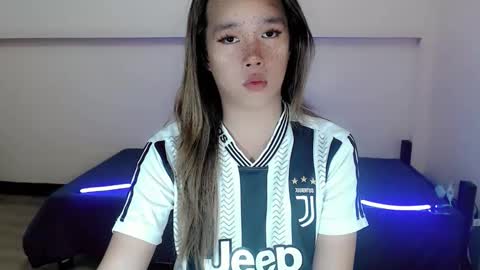 Iam Alex online show from November 16, 2025, 7:14 am