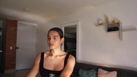 Anastasia Vahos online show from October 23, 2025, 5:33 pm