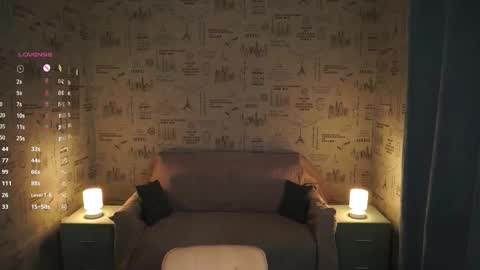 Molly online show from November 14, 2025, 6:45 am