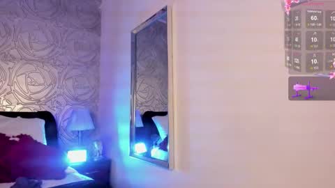 Venus online show from October 21, 2025, 5:08 am