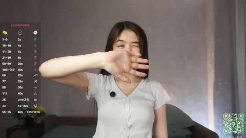 Snapshot of _vi_vi_ chatting on May 9, 2026, 6:46 pm Viola online show from May 9, 2026, 6:46 pm