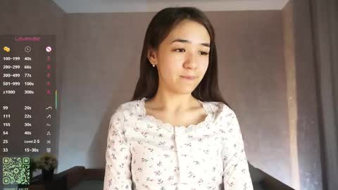 Snapshot of _vi_vi_ chatting on May 24, 2026, 5:18 pm Viola online show from May 24, 2026, 5:18 pm