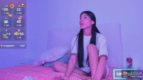 Violeta online show from February 5, 2025, 1:37 am