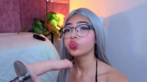   online show from December 2, 2025, 9:10 pm