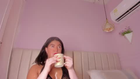 Snapshot of _wendy_x chatting on May 12, 2026, 11:40 am _wendy_x online show from May 12, 2026, 11:40 am