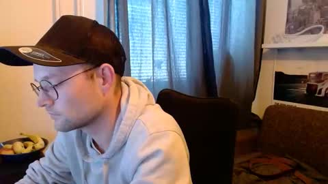 _whoisthatguy_ online show from May 13, 2026, 3:09 pm