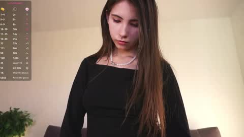 Anna online show from April 28, 2026, 2:27 am