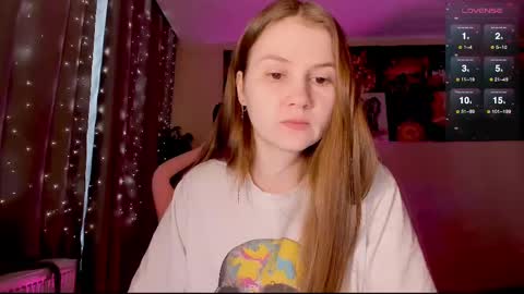 Snapshot of _witch__ chatting on February 15, 2025, 7:27 am Enni online show from February 15, 2025, 7:27 am