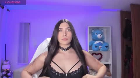 Luisa  online show from March 18, 2026, 3:09 am