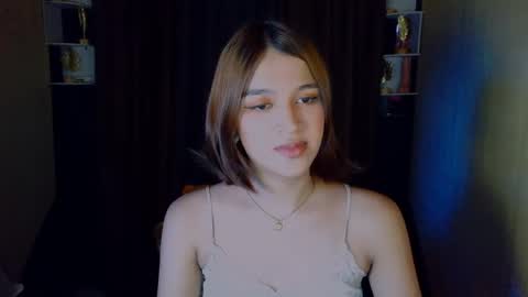 Snapshot of _xxlilly chatting on May 7, 2026, 12:05 am _xxlilly online show from May 7, 2026, 12:05 am