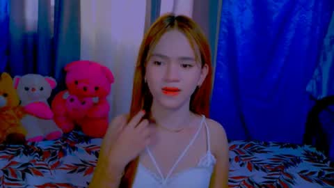 Snapshot of _xxlilly chatting on May 22, 2026, 8:10 am _xxlilly online show from May 22, 2026, 8:10 am