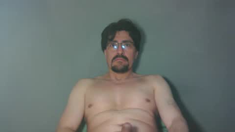 _yjesneth2011 online show from November 16, 2025, 1:22 am