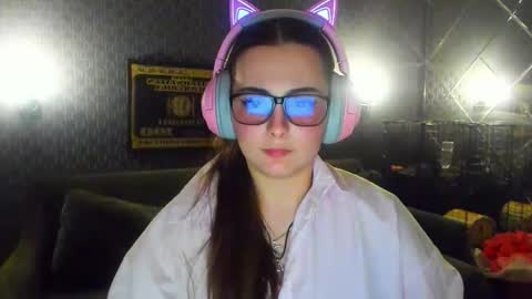 _your__pleasure_ online show from November 22, 2025, 3:27 am