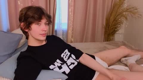 Snapshot of a11ice chatting on February 10, 2026, 12:53 pm Denis online show from February 10, 2026, 12:53 pm