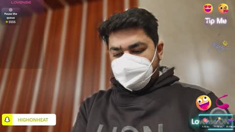 Snapshot of a4h_odin chatting on December 17, 2025, 9:04 am Sleepy owl online show from December 17, 2025, 9:04 am