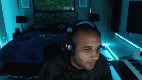 a4orce online show from February 16, 2025, 6:32 am