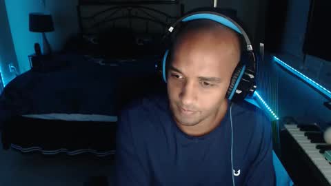 a4orce online show from November 29, 2025, 1:30 am