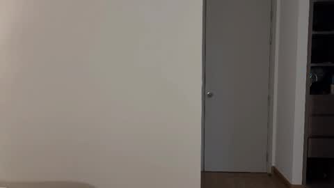 Snapshot of a_p_p_l_e chatting on February 14, 2026, 1:52 pm Mila and Jess online show from February 14, 2026, 1:52 pm