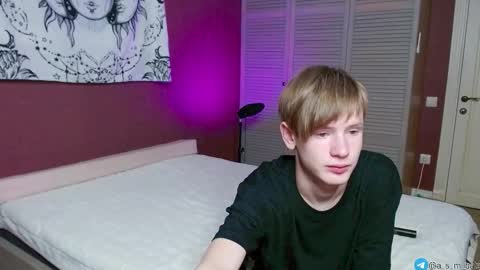 Snapshot of a_s_m_ chatting on September 19, 2025, 2:51 pm Kris Michael online show from September 19, 2025, 2:51 pm