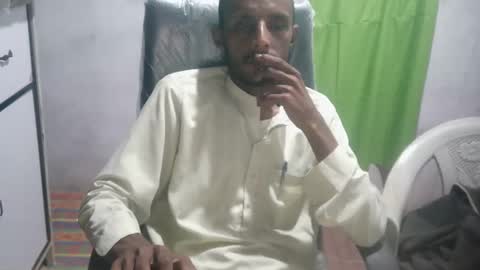 Snapshot of aakhan804 chatting on February 20, 2025, 12:36 pm aakhan804 online show from February 20, 2025, 12:36 pm