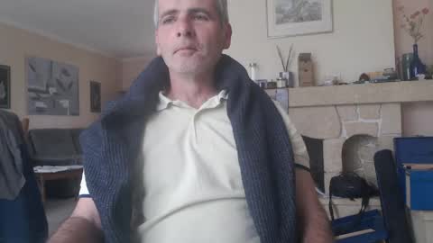 Aalex1717 online show from April 28, 2026, 6:40 am
