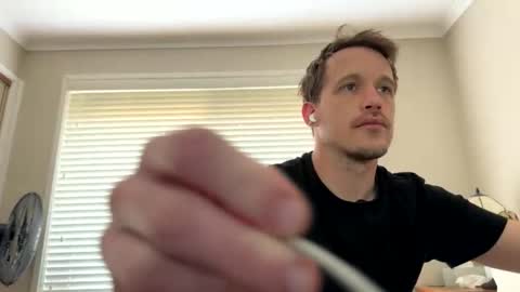 Snapshot of aanal341330 chatting on January 18, 2026, 10:24 pm Kris online show from January 18, 2026, 10:24 pm