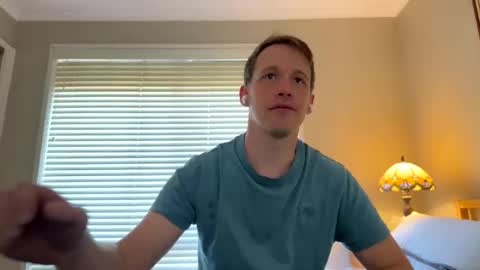 Snapshot of aanal341330 chatting on February 14, 2026, 10:17 pm Kris online show from February 14, 2026, 10:17 pm