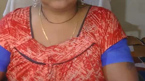 aaradhya_sexy_88 online show from April 18, 2026, 9:46 am
