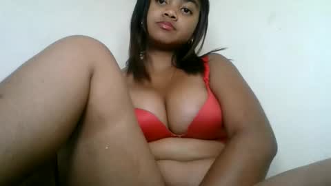 aariciah online show from May 13, 2026, 7:11 pm