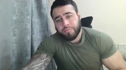 Davin tayl online show from November 5, 2025, 5:02 pm