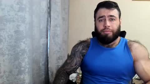 Snapshot of aaron_royal chatting on July 4, 2026, 1:50 pm Davin tayl online show from July 4, 2026, 1:50 pm