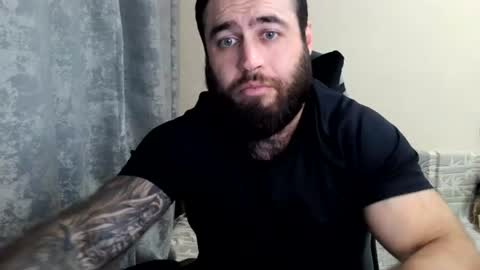 Snapshot of aaron_royal chatting on July 17, 2026, 4:34 pm Davin tayl online show from July 17, 2026, 4:34 pm