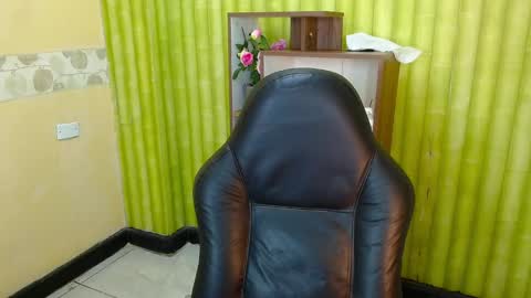 im NiallDun online show from December 31, 2024, 6:59 am