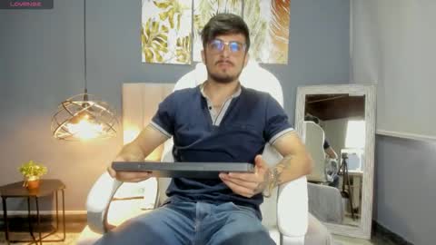 Snapshot of aaronfuentes7 chatting on September 17, 2025, 5:47 pm aaronfuentes7 online show from September 17, 2025, 5:47 pm