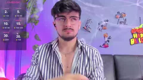 Snapshot of aaronfuentes7 chatting on October 23, 2025, 12:37 pm aaronfuentes7 online show from October 23, 2025, 12:37 pm