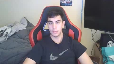 aaronlavine online show from November 12, 2025, 7:03 pm