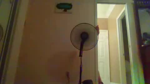 aaronprezent online show from October 13, 2025, 8:58 am