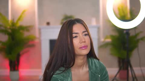 Snapshot of abbela_white chatting on February 3, 2026, 6:11 am Alexa online show from February 3, 2026, 6:11 am