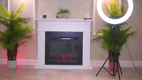 Snapshot of abbela_white chatting on February 10, 2026, 6:17 am Alexa online show from February 10, 2026, 6:17 am