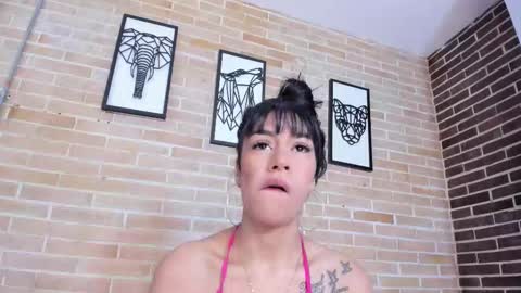 Snapshot of abbey_walker chatting on November 4, 2025, 11:09 am abbey_walker online show from November 4, 2025, 11:09 am