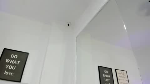 Snapshot of abbey_walker chatting on December 16, 2025, 11:15 am abbey_walker online show from December 16, 2025, 11:15 am